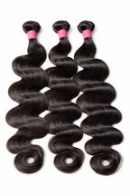 LUXURY PrettiEyezz Wavy Hairs